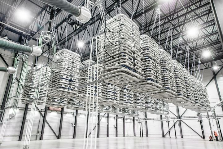 Utsnitt fra ventilhallen i omformerstasjonene som installeres i Sør-Korea.