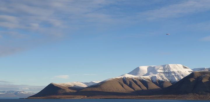 Siden august har det smeltet rundt 70 000 kvadratkilometer is utenfor Svalbard. Foto: Ine-Therese Pedersen