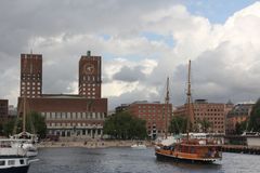 Totalrehabilitering av den mer enn 100 år gamle brygga er Oslo Havns bidrag til byens nye havnepromenade. Foto: Oslo Havn KF