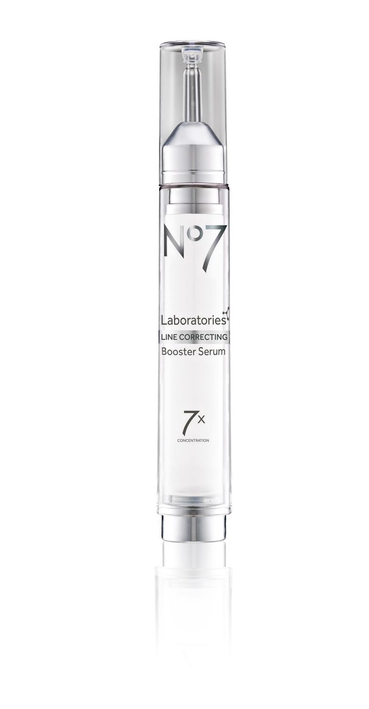 No7 Laboratories Line Correcting Booster Serum reduserer synligheten av rynker.