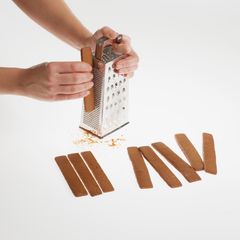 De gode tipsene til pepperkakehuset (https://brodogkorn.no/fakta/pepperkakehus-trinn-trinn/)