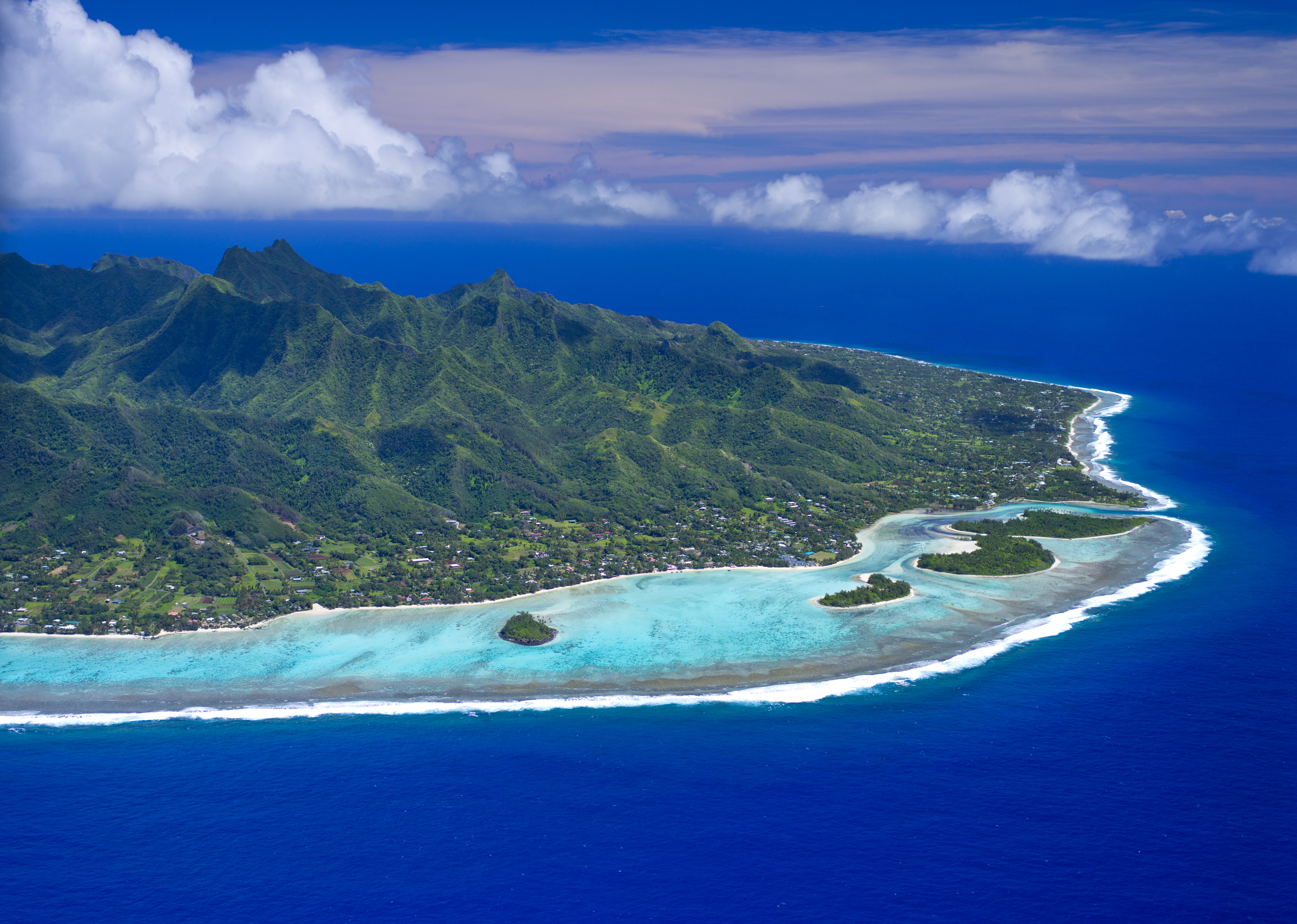 Какой остров в океане есть. Остров Раротонга острова Кука. Аитутаки острова Кука. Остров Раротонга (острова Кука, тихий океан). Лагуна Аитутаки острова Кука.