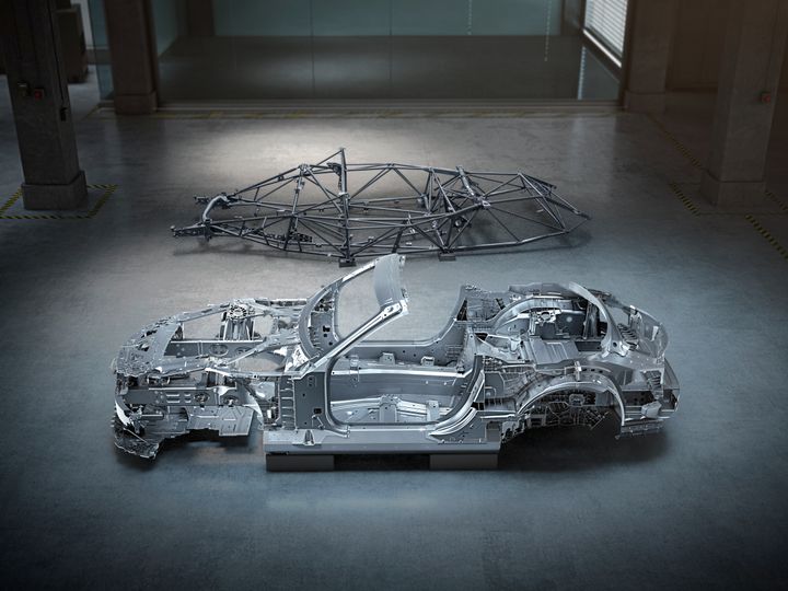 Helt nytt chassis for kommende Mercedes-AMG SL