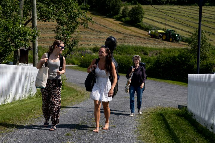Det er på tide at kulturbransjen – både arrangører og utøvere selv – viser at vi tar klimakrisen på alvor, sier kunstnerisk leder Guro Kleven Hagen. Foto: Tom Henning Bratlie, Valdres sommersymfoni