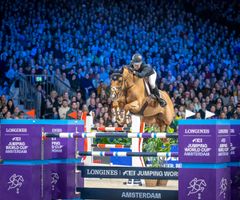 Victoria Gulliksen/Equine America Papa Roach er kvalifisert til World Cup-finalen i USA i april. (Foto: FEI/Arnd Bronkhorst)