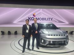Frank Dunvold og Mr. Jeong, president i KG Mobility
