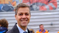 – Et godt samarbeid vil løse både finansieringen gjennom bompenger, samtidig som vi tar hensyn til lokale trafikale utfordringer i sideveinettet. Det er til det beste for både trafikanter og lokalbefolkningen, sier samferdselsminister Knut Arild Hareide. Foto: Tor Livius Midtbo/SD