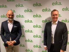 F.v.: Christian Pedersen, Norgessjef i TietoEVRY og Hans Kristian Glesne, Styreleder i Eika Gruppen og adm.banksjef i Skue Sparebank
