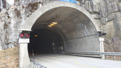 Lausasteintunnelen på Riksveg 13 får nye lys. Foto: Frode Lykkebø, Statens vegvesen