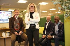 Billedtekst: Fra venstre: Erik Langaker, styreleder Kezzler, Christine C. Akselsen, CEO i Kezzler, Kaare Helle, investeringsdirketør i DNV Ventures og Patrick Sandahl, investeringsdirektør i Investinor