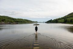 Arkitekturen. Trælvikosen, Helgelandskysten. Arkitekt: Snøhetta v Landskapsarkitekt Thea Kvamme Hartmann. Foto: Ivar Kvaal