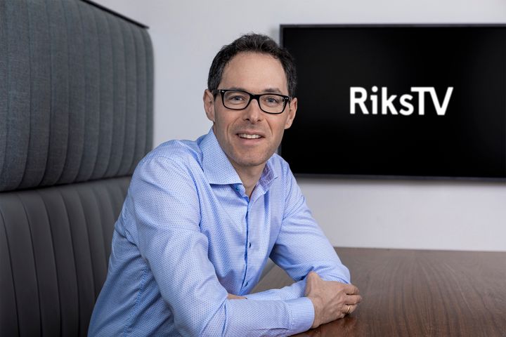 Jérôme Franck-Sætervoll, administrerende direktør i RiksTV, opplever sterk økning i fiber-kunder.