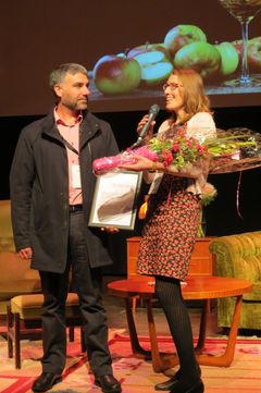 Vinnerne Carlos Ruiz Rabelo og Kristine Skarbø. Foto: Bjarne Øygard