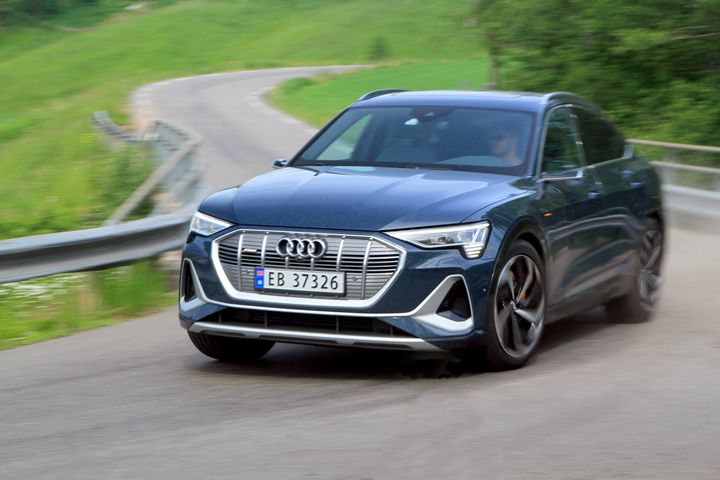 Nybilsalget: Audi e-tron lå på salgstoppen i juli, viser tall fra OFV (foto: Norsk elbilforening).