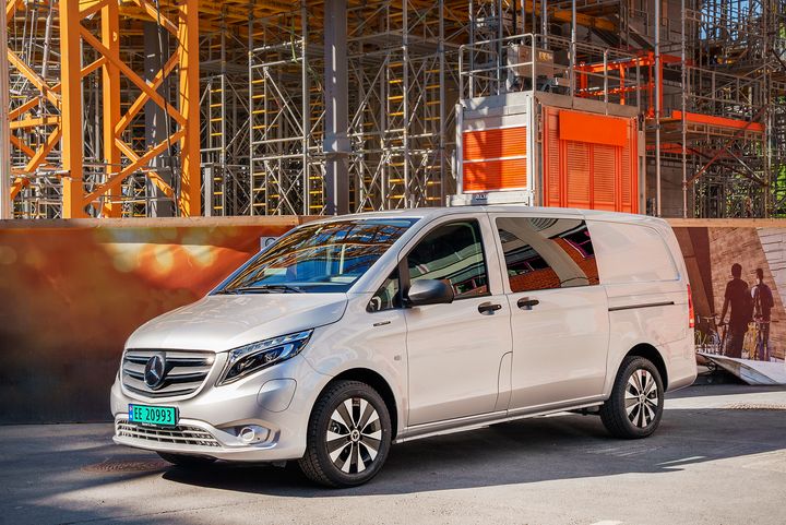 Mercedes-Benz utvider den elektriske varebilporteføljen - Ny variant av eVito varebil. Foto: Mercedes-Benz Norge