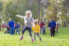 FRILUFTSFEST FOR STORE OG SMÅ: Søndag går startskuddet for Friluftslivets uke 2019. Foto: Synne Kvam