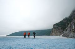 Ingen Alaska-reise er komplett uten at man har opplevd en isbre. I ”"Adventure Alaska” tas vi med til toppen av isbreen Mendenhall.