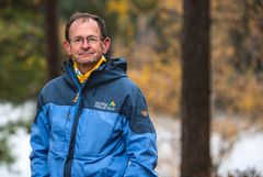 GRUNNSTAMMEN: - Hadde det ikke vært for allemannsretten, ville vi ikke hatt friluftslivskulturen i ryggmargen slik vi har i Norge, tror Erling Lae, styreleder i Norsk Friluftsliv. Foto: Joe Urrutia / Norsk Friluftsliv