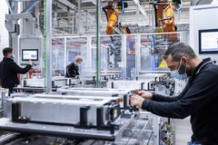 Mercedes-EQ starter batteriproduksjonen for nye EQS