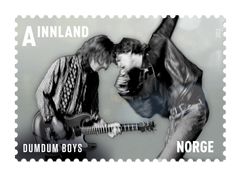 Nummer: NK 1861 Motiv: Dumdum Boys Design: Madeleine M. Karlstrøm Foto: © (NK 1861) Stian Andersen Verdi: A-Innland (kr 9,50)x 4 Trykk: Offset fra Joh. Enschedé Security Print, Nederland