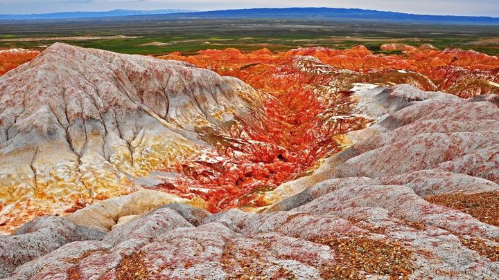 Dalen Kiin-Kerish. Bilde: visiteast.kz.
