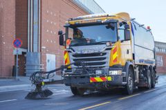 Vårrengjøringa på E6 og E18 i Østfold og Follo er i gang. (Illustrasjonsfoto: Armin Jadidi / Verdi media)