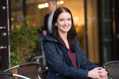 – Det som er skremmende er at det har vært altfor lett å få mange kredittkort, også til de som egentlig ikke burde fått det og som ikke har evne til å betale tilbake, sier forbrukerøkonom i Danske Bank, Anne Motzfeldt, til Dinero.no.