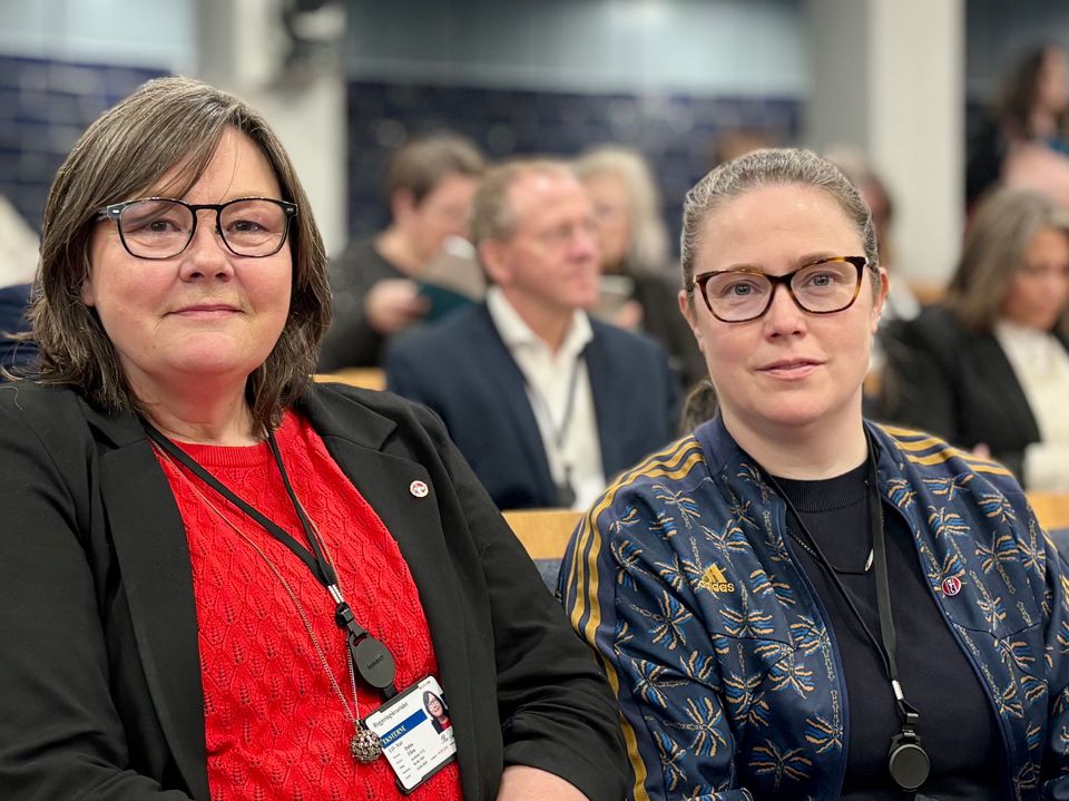 Ellen Dalen og Kjersti Barsok ved åpningen av mellomoppgjøret i staten 2025