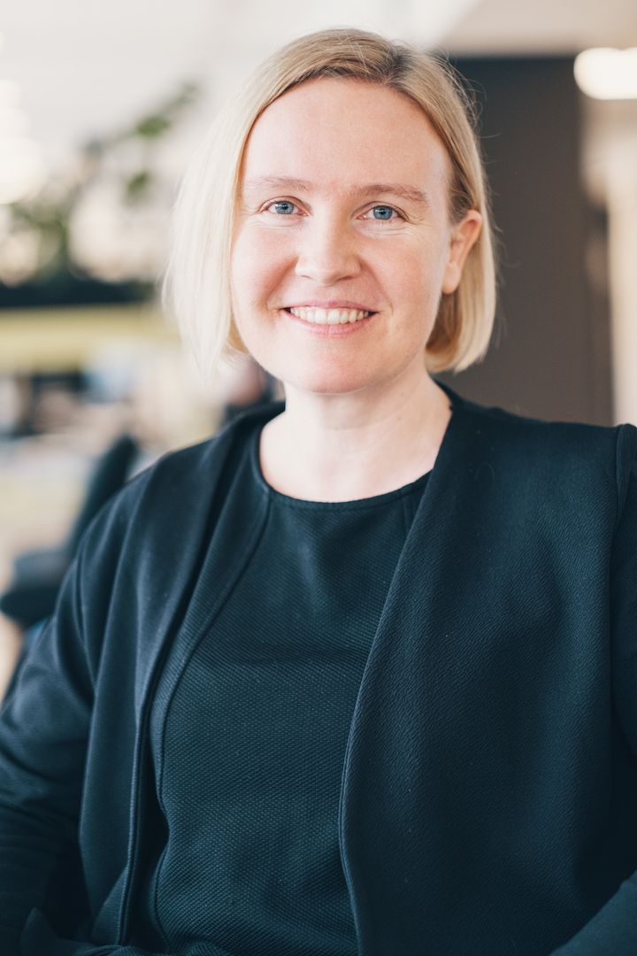 Kommunikasjonsleder Unni Berge i Norsk elbilforening er fornøyd med at elbilfordelen står fast, men etterlyser sterkere satsing på lading (foto: Norsk elbilforening)
