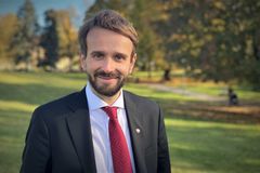 Næringsminister Jan Christian Vestre er klar for å besøke 100 bedrifter under 100 dager.