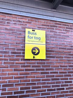 Vy tilbyr buss for de reisende mens Bane NOR arbeider på Bergensbanen. Foto: Bane NOR