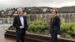 Finn Bjørn Ruyter og Anette Olsen har i dag signert samarbeidsavtale om utvikling av havvind på norsk sokkel.