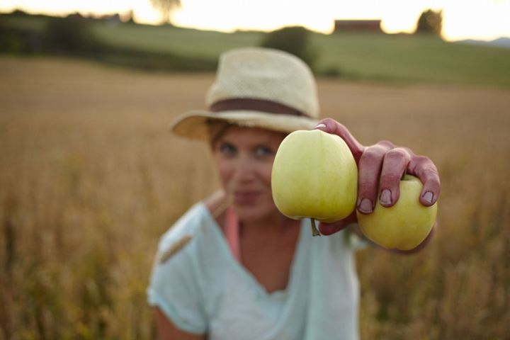 En fruktbar satsing. Ingeborg Lindheim i Lindheim Frukt og Ølkompani. Foto: Colin Eick