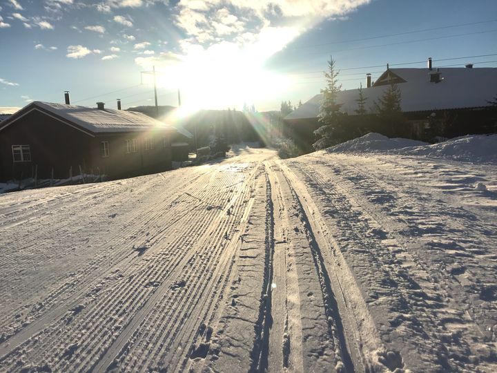 FINE LØYPER: Det er gode forhold for både langrenn og alpint på Skeikampen.