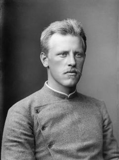 Portrett av Fridtjof Nansen (1861-1930), tatt rett etter hjemkomsten fra kryssingen av Grønland på ski. Foto: Ludwig Szacinski/Oslo museum.