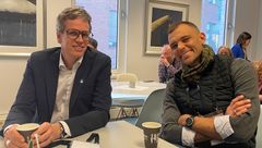 Administrerende direktør i Standard Norge, Jacob Mehus, og dekan på fakultet for teknologi, kunst og design, Carl Todesen, ser fram til å komme i gang med samarbeidet (foto: Standard Norge)