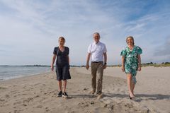 Konsernsjefene Jannicke Hilland i BKK, Eimund Nygaard i Lyse, og Marianne J. Olsnes i Norske Shell går nå sammen om havvind i Nordsjøen. Foto: Norske Shell