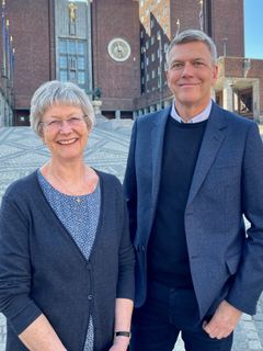 Forhandlingene i lønnsoppgjøret er i gang i Oslo kommune i dag. Fh. nestleder Bård Eirik Ruud og leder Therese Thyness Fagerhaug i Unio Oslo kommune. Foto: Unio