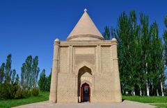 Mausoleet Aisha-Bibi (Bilde: Kasakhstans utenriksdepartement)