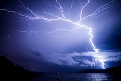 Nå går vi inn i ukene der det lyner mest i Norge i løpet av året. Foto: iStock.
