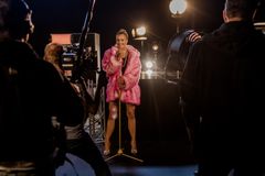 Caroline Berg Eriksen er klar for «Norges nye megahit», som har premiere på TV 2 20. november. Foto: Robert Dreier Holand/TV 2