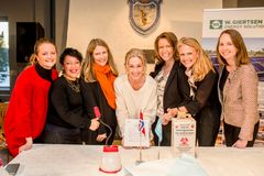 F.v. Helene Ruden fra Ruden, Ida Faldbakken fra Nordic Impact, Ingun Berget fra Bright Products, Adm. dir. Anita Krohn Traaseth fra Innovasjon Norge, Astrid Skreosen fra ASAP Norway, Maria Vangen Jordet fra Polynor og Rikke Giertsen fra W. Giertsen Solution.