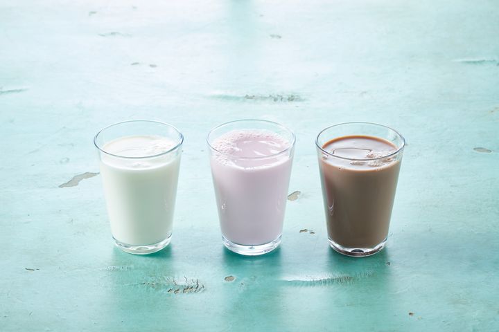 Salget av melk med smak alene gikk opp 11,6 prosent første halvår i 2021 sammenlignet med første halvår i fjor. Mesteparten av økningen skyldes at mange flere nå velger nye produkter uten sukker eller med lite tilsatt sukker. Foto: Opplysningskontoret for Meieriprodukter