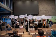 Mange sterke meninger fra deltakerne på Framtidsmøtet. Foto: Katrine Lunke/APELAND