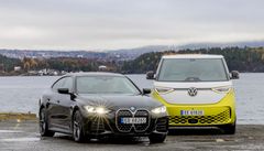 BMW i4 eDrive40 vant kåringen av Årets beste bilkjøp foran Volkswagen ID.Buzz. (Foto: Tomm W. Christiansen)