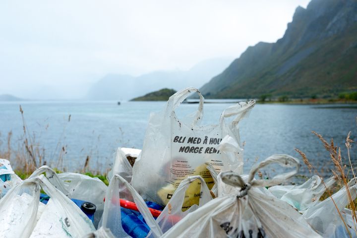 Lær mer om hvordan og hvorfor vi må samarbeide i kampen mot forsøpling på en av Norges viktigste møteplasser. Foto: Andreas Nordberg / MANUS