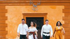 RIID - akkordeonist Almir Meskovic, fiolinist Daniel Lazar, vokalist Ingrid Jasmin Vogt og flamencodanser Bellali Austria. Foto: elisa Bates