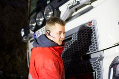 Overhalla: Ole Henrik har vokst opp i familiebedriften Blengsli Bilberging, og nå forbereder han seg på en gang å ta over. Han har mye kunnskap og selvtillit, men redningsaksjoner kan være utfordrende, spesielt for noen som er ny i gamet. Foto: National Geographic Channel.