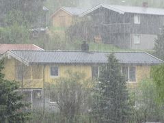 Norske hus må tåle enda mer regn i tiden som kommer. Foto: Tore Kvande