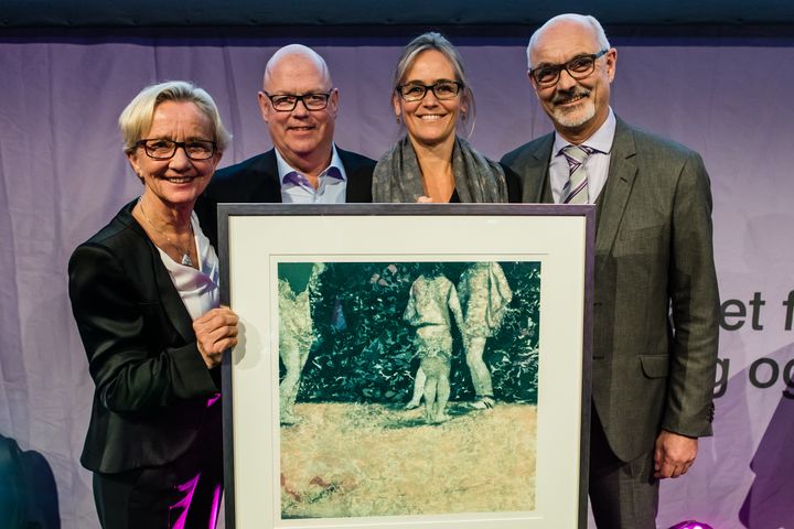Fra venstre direktør Gunn-Elin Aa. Bjørneboe, innkjøpsleder Jacob Landsvik, nestleder Tori Norheim Sandlie og avdelingsdirektør Jan Børge Tjäder, alle ved Universitetet i Oslo. Foto: Thomas Eckhoff